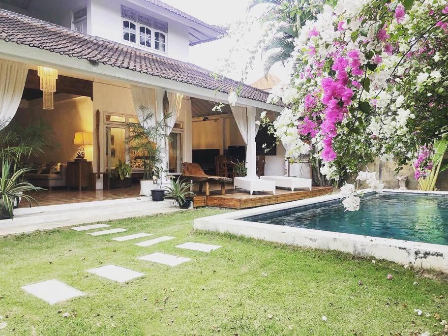 Villa Jalun Seminyak Extérieur photo
